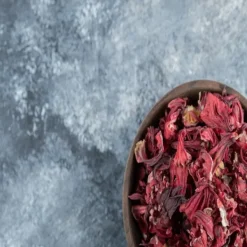 Natura d'Oriente Sale ai fiori di ibisco rosso